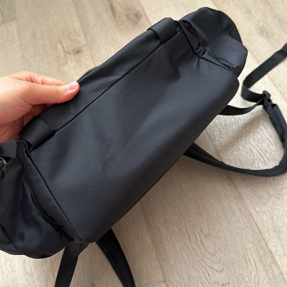 lululemon athletica excellent used